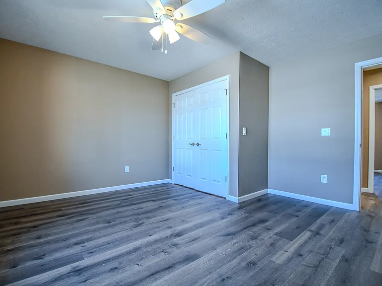 511 Cherry Ln — Photo 17