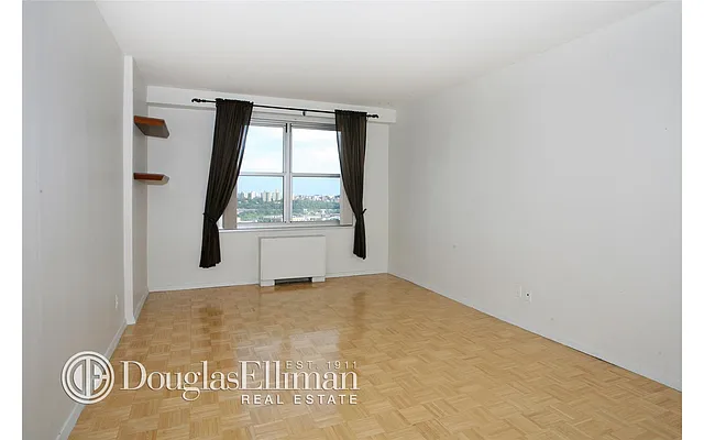 Sold by Douglas Elliman | media 37