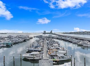 555 NE 15th St APT 515, Miami, FL 33132