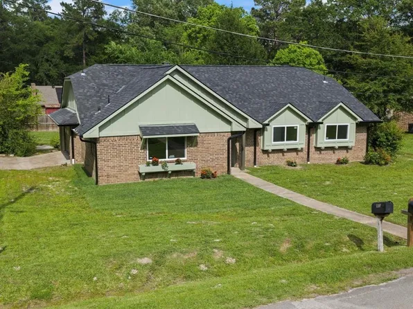 1114 Mayberry St, Lufkin, TX 75901