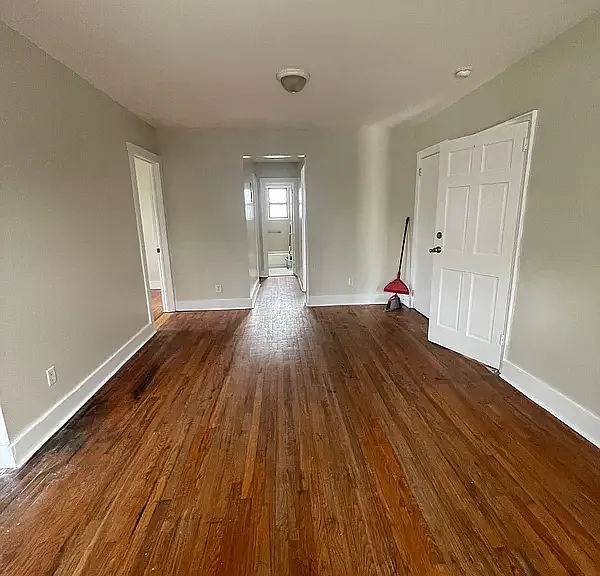 3106 Atlantic Ave #2 — Photo 2