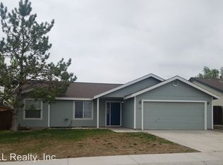 835 Columbine Dr, Fernley, NV 89408