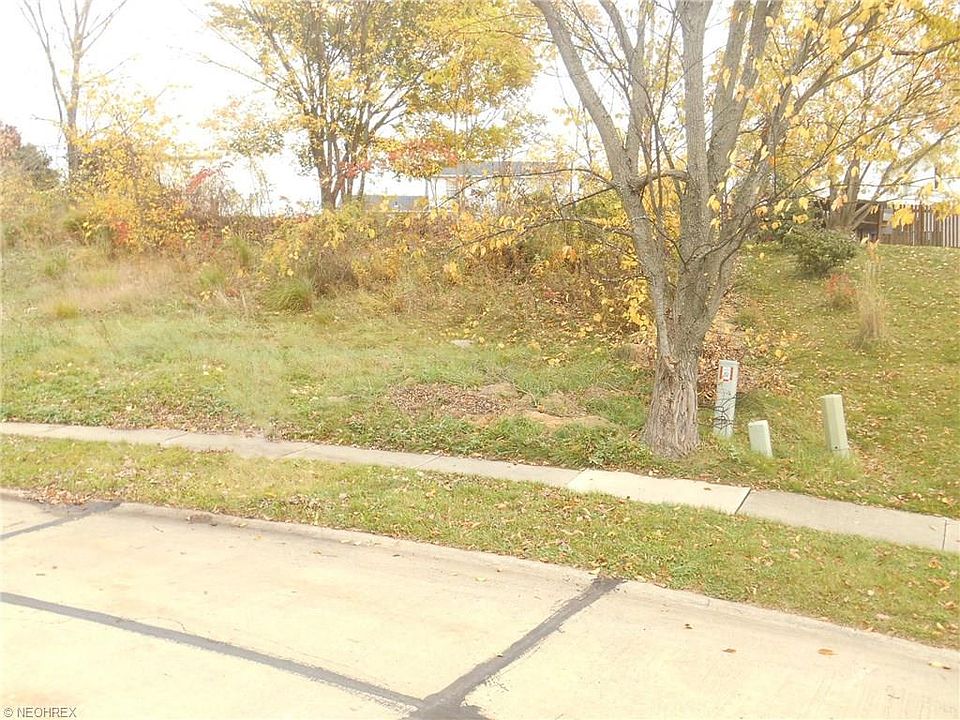 1st image of 541 Queen Anns Pl