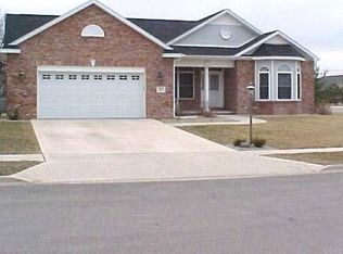100 Skylark Ln, Washington, IL 61571