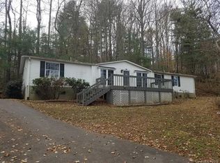 29 Foster Hill Dr, Fairview, NC 28730