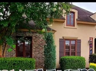 2058 Pointe South Dr, Zachary, LA 70791