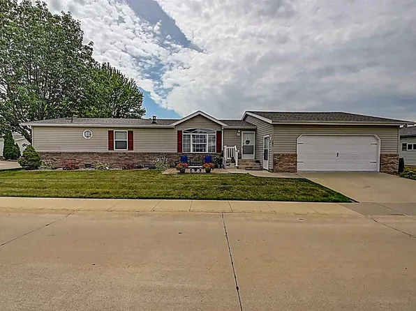 161 Paddock Cir, Iowa City, IA 52240