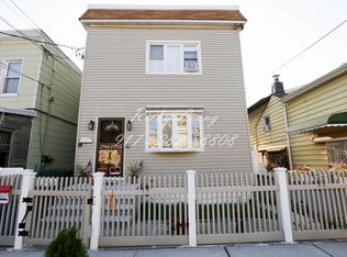 2338 124th St, Flushing, NY 11356
