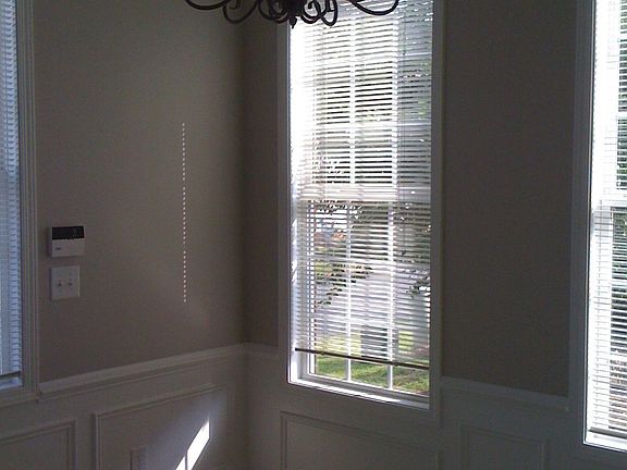 4th image of 106 Stanton Ln