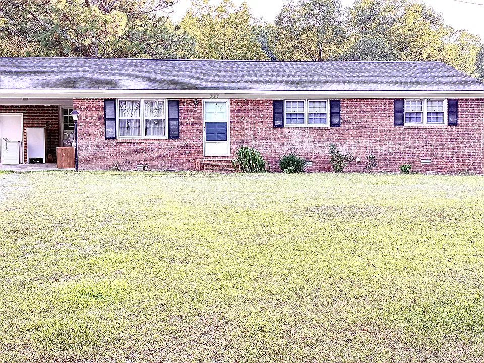 825 Buck Swamp Rd