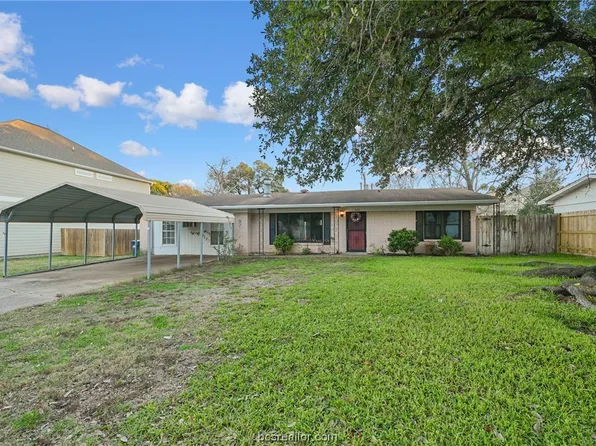 1612 Armistead St, College Station, TX 77840