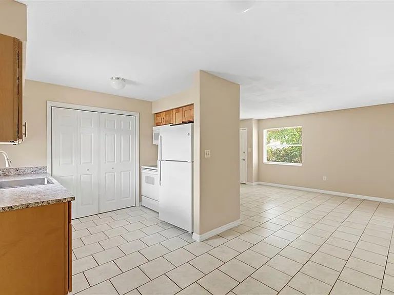3052 Park Ln #B — Photo 14
