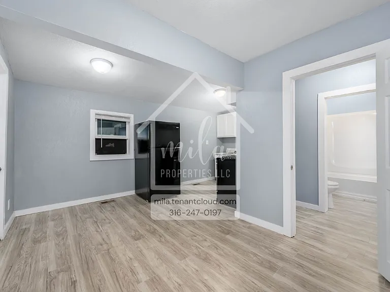 407 W 6th Ave — Photo 10