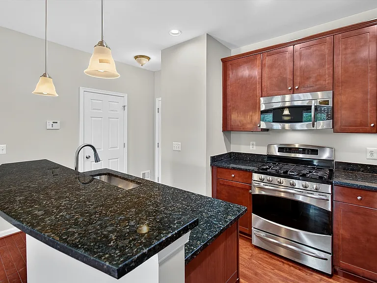 43845 Centergate Dr — Photo 14
