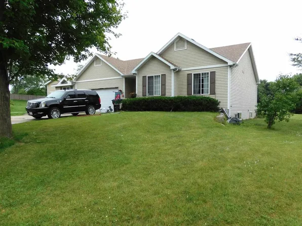 311 Spoke Circle, Sun Prairie, WI 53590
