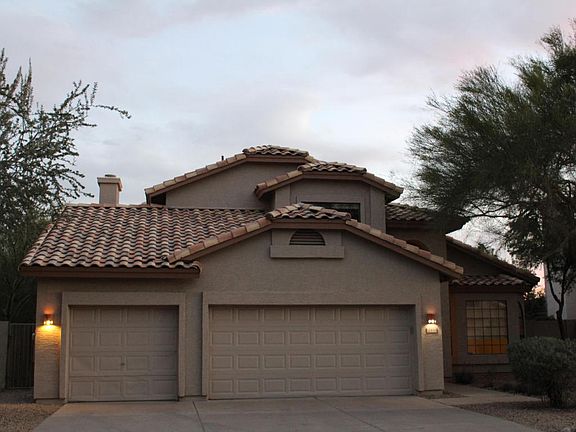 2nd image of 12833 E Sahuaro Dr