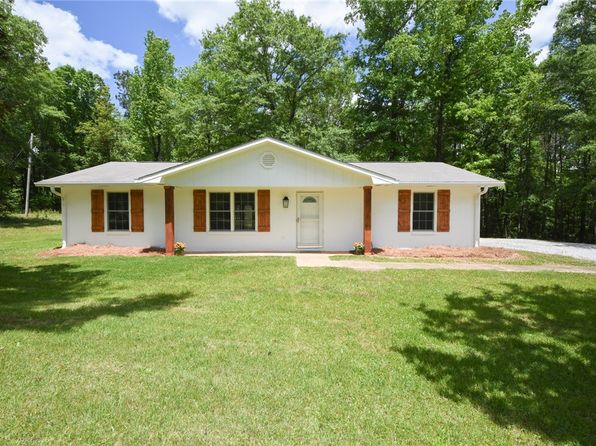2797 Lee Road 148, Opelika, AL 36804