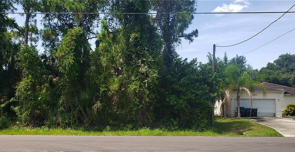 1st image of Dumont Ln