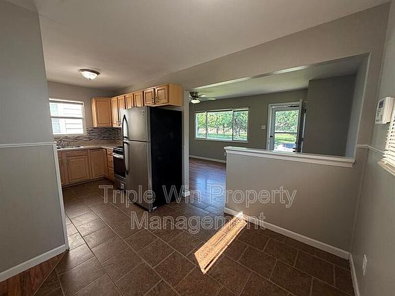 5th image of 7515 Alaska Ave