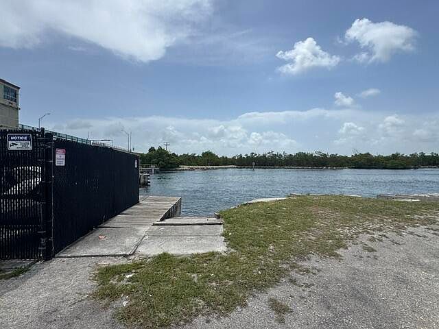 1st image of 0 N Ocean Drive N