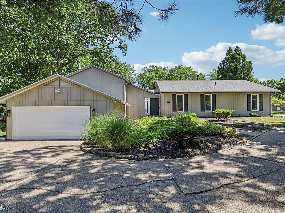 1st image of 732 Wyleswood Dr