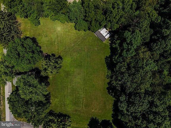 5th image of 39 Red Tank Rd