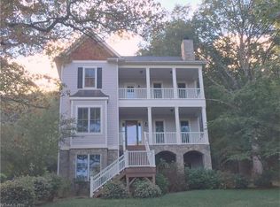 112 Ben Nevis Ct, Asheville, NC 28803