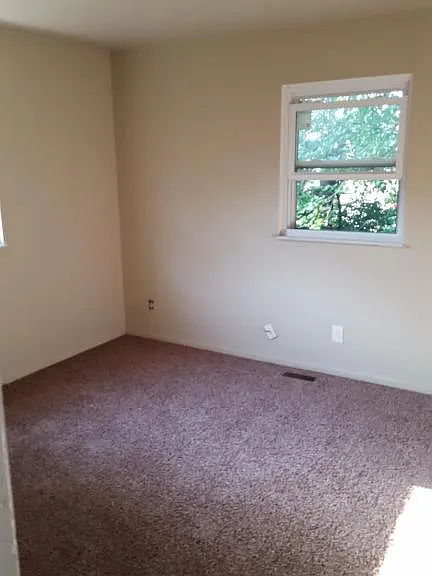 1720 Kings Mill Ct — Photo 1