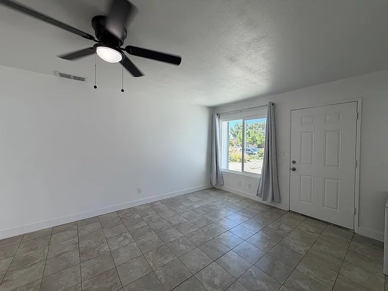 228 Janan Ct — Photo 3
