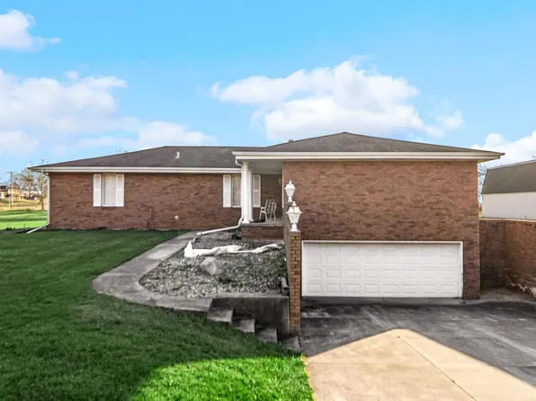 9480 Colorado St, Crown Pt, IN 46307