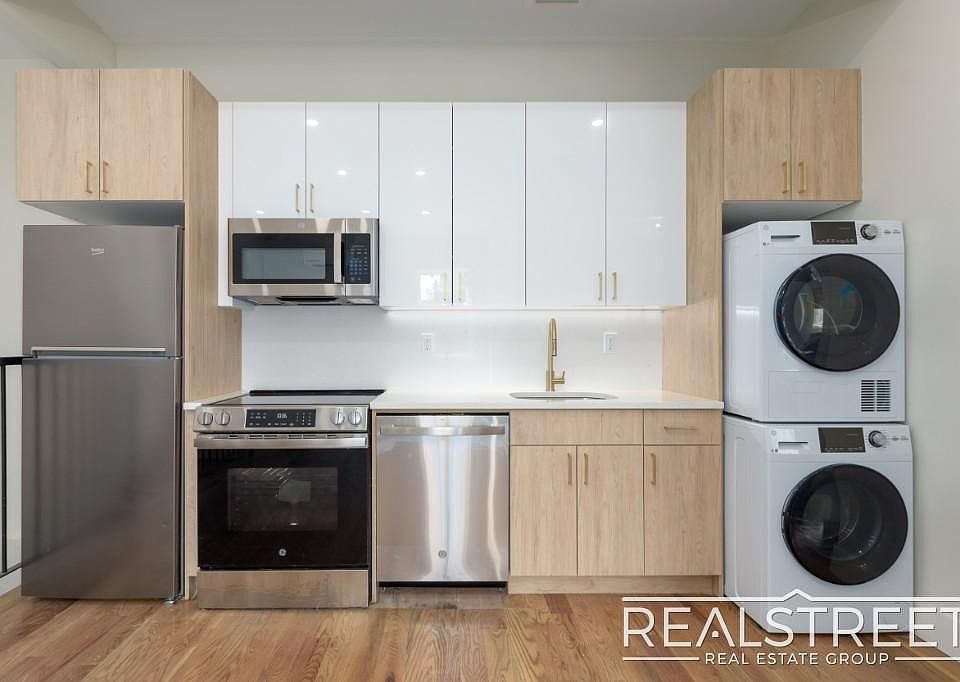 1st image of 463 Dekalb Ave #1A