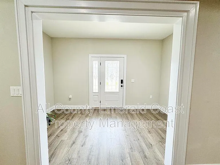 282 Magnolia St — Photo 27