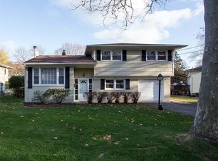 17 Stockton Rd, Summit, NJ 07901