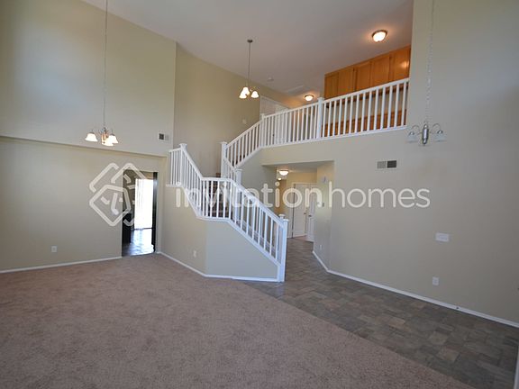 3rd image of 3205 Bighorn Cir