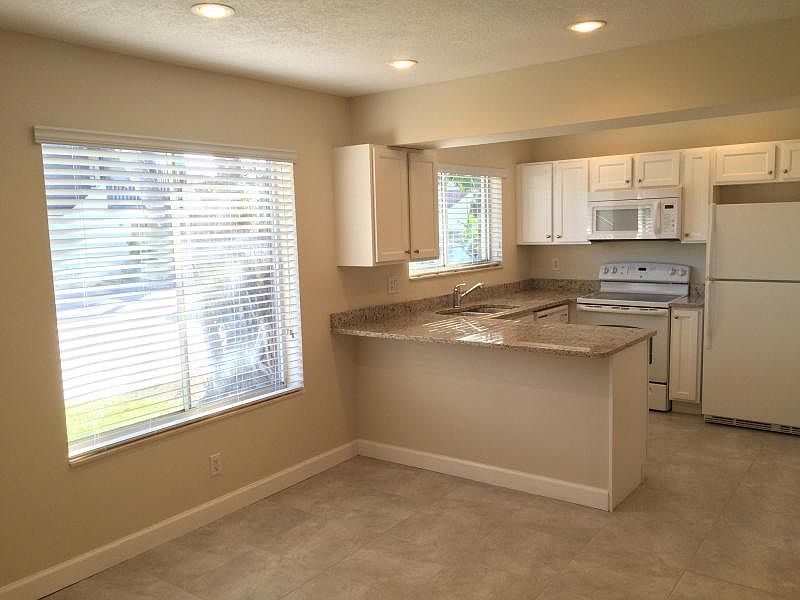 1st image of 5284 Bosque Ln