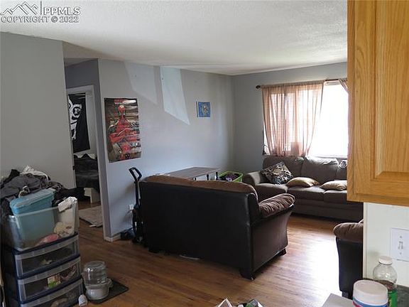 5th image of 3813 Pearl Dr