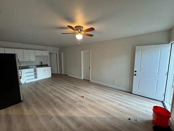 5th image of 4051 69th St #4051