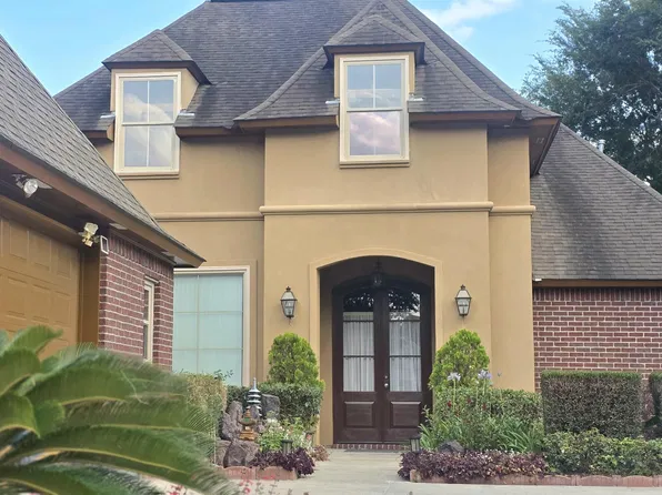 16632 Highland Club Ave, Baton Rouge, LA 70817
