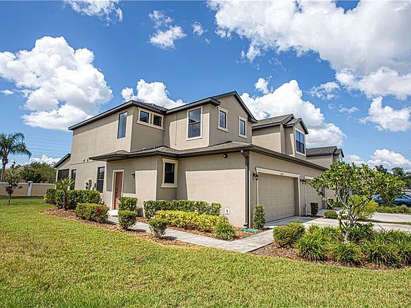 3rd image of 2398 Seven Oaks Dr