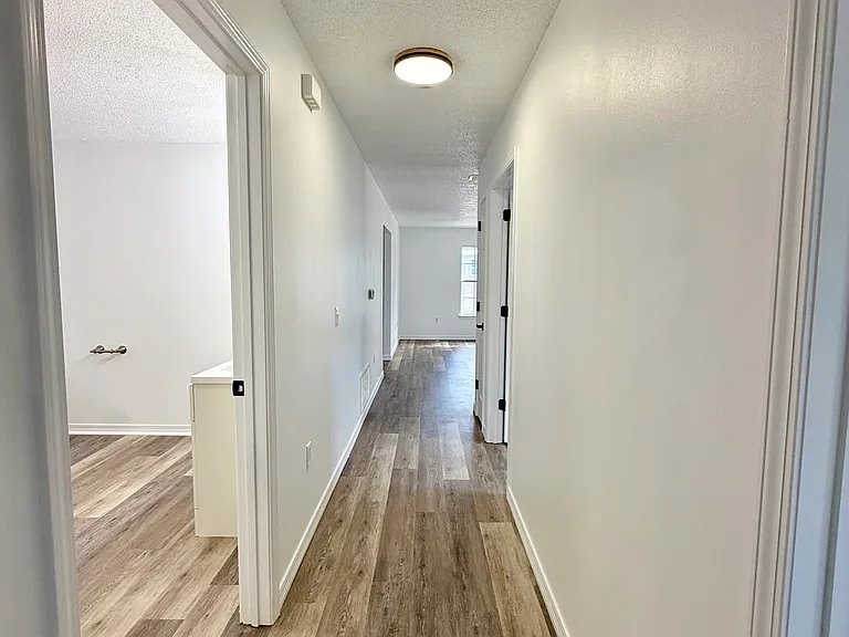 3042 Tiffany Ln — Photo 17