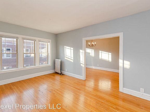 2nd image of 1337 W Touhy Ave APT 2S