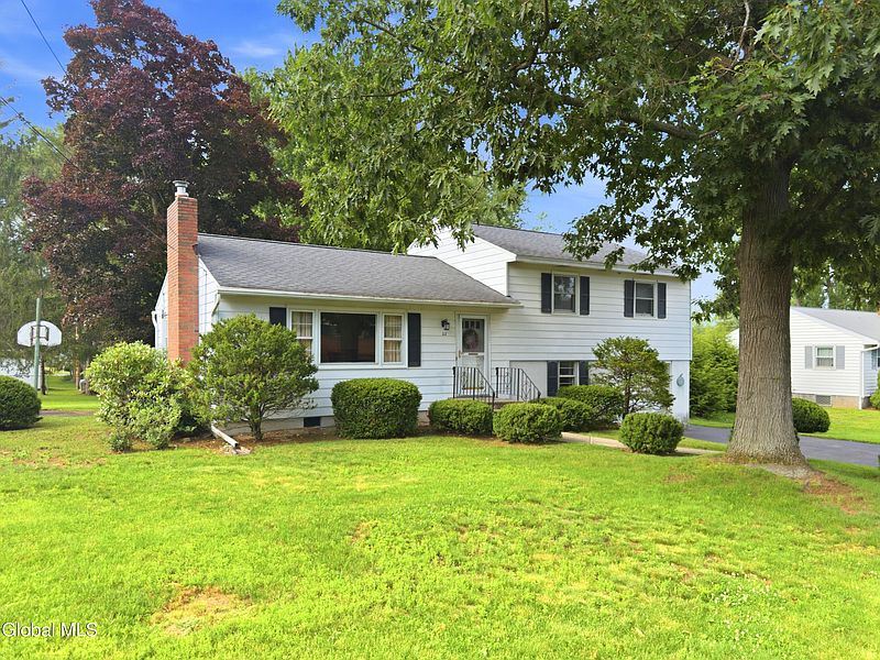 3rd image of 22 Homestead Drive
