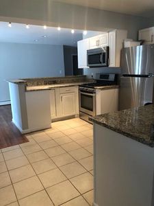 7203 Pine Dr, Annandale, VA, 22003