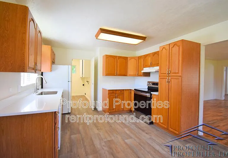 19905 SW Harlan Ln — Photo 2