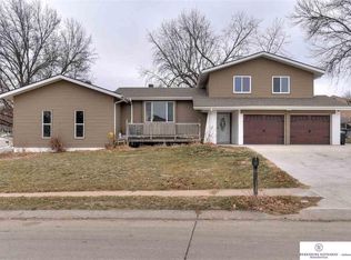 14020 Polk Cir, Omaha, NE 68137