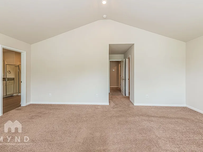 279 Royal Meadow Dr — Photo 12