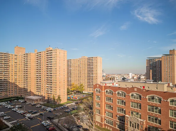 2915 West 5th Street image 15 of 17