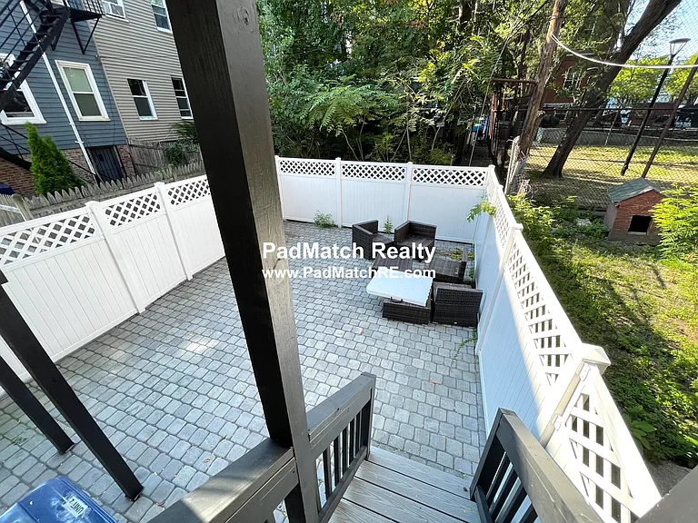 64 Chelsea St #1 — Photo 36
