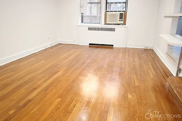 Rented by City Connections Realty | media 22