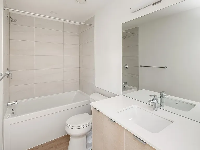 2075 W 12th Ave #302 — Photo 21
